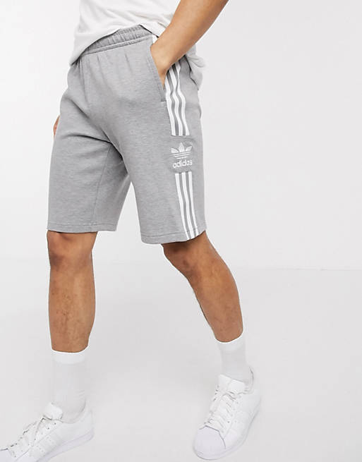 Catastrófico Expectativa Decepción Pantalones cortos grises con logo Lock Up de adidas Originals | ASOS