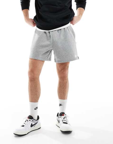 Pantalones cortos grises de felpa rizada de Nike Club - view 1