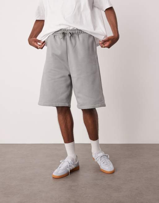 Pantalones cortos grises extragrandes de tejido grueso de 400 g/m² de ASOS DESIGN, 2 de 5