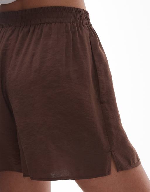 Pantalones cortos marrón chocolate de cupro muy suave de Topshop (parte de un conjunto), 5 de 5