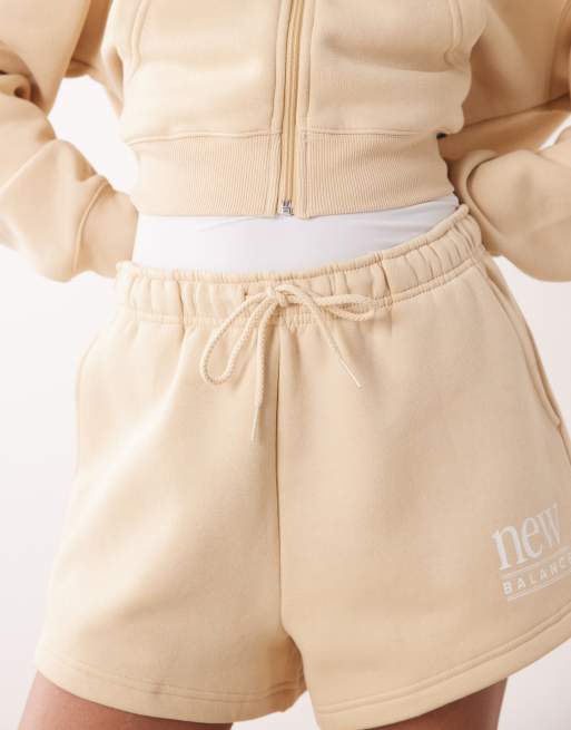 Pantalones cortos marrones de felpa Reimagined de New Balance, 2 de 5