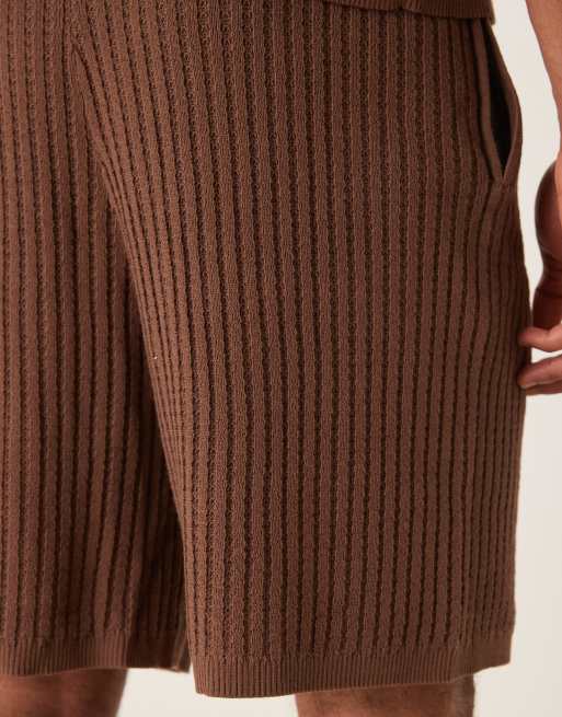 Pantalones cortos marrones extragrandes de punto texturizado de ASOS DESIGN (parte de un conjunto), 4 de 5