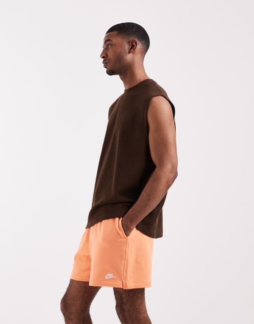 Pantalones cortos naranjas de felpa rizada de Nike Club, 3 de 5