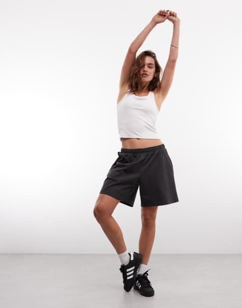 Pantalones cortos negro apagado de punto liso de Weekday - view 1