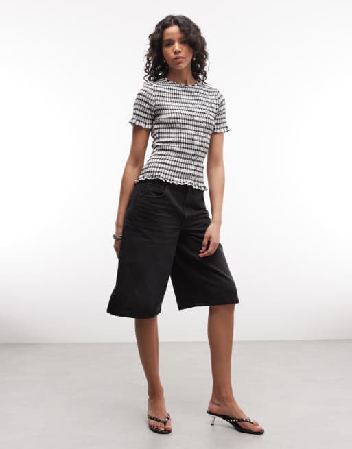 Pantalones cortos negro lavado de corte skater alargado de COLLUSION, 2 de 5