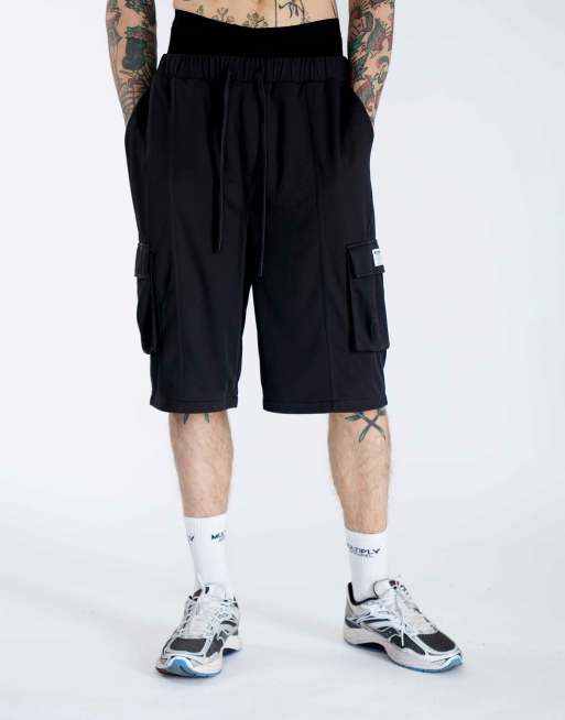 Pantalones cortos negro refresco extragrandes con diseño utilitario de cuadrícula de Multiply Apparel