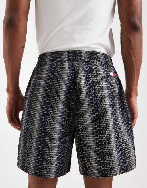 Pantalones cortos negros a rayas de Tommy Jeans (parte de un conjunto), 5 de 5