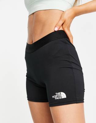 Pantalones cortos negros ajustados Mountain Athletic de The North Face Training 