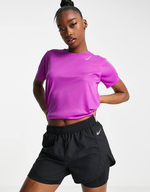 Pantalones cortos negros con diseño 2 en 1 Tempo Luxe de Nike Running, 3 de 4