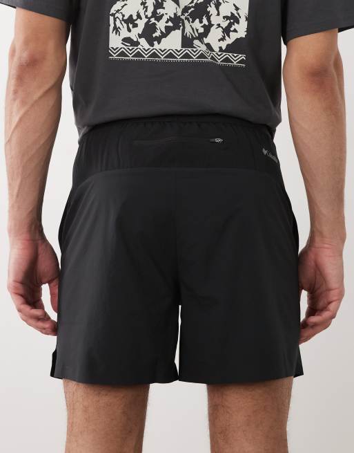 Pantalones cortos negros con forro Stealth Spring de Columbia, 5 de 5