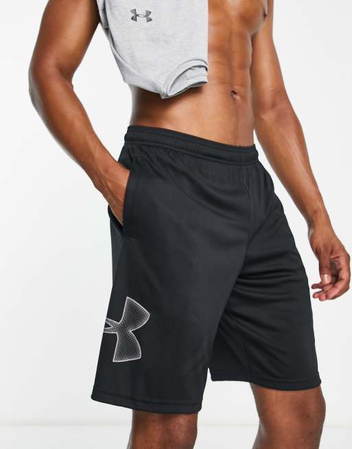 Pantalones cortos negros con logo grande en el lateral de Under Armour  Training