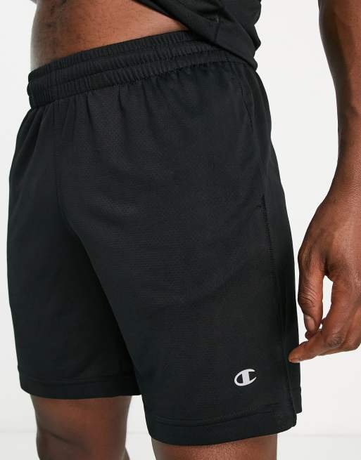 Pantalones cortos negros con logo pequeño de Champion Training