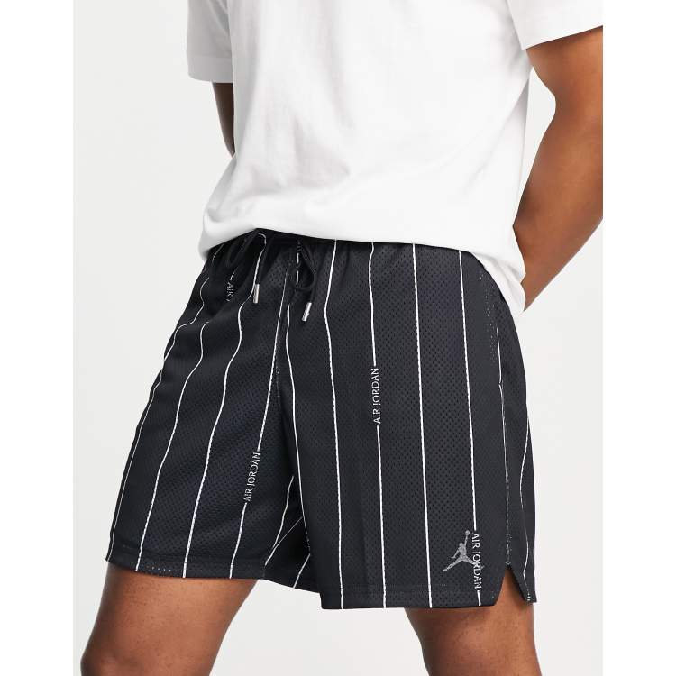 Pantalones negros con raya de malla Statement de Jordan | ASOS