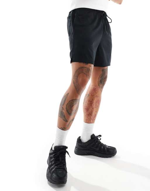 Pantalones cortos negros de malla de Nike Club, 3 de 5