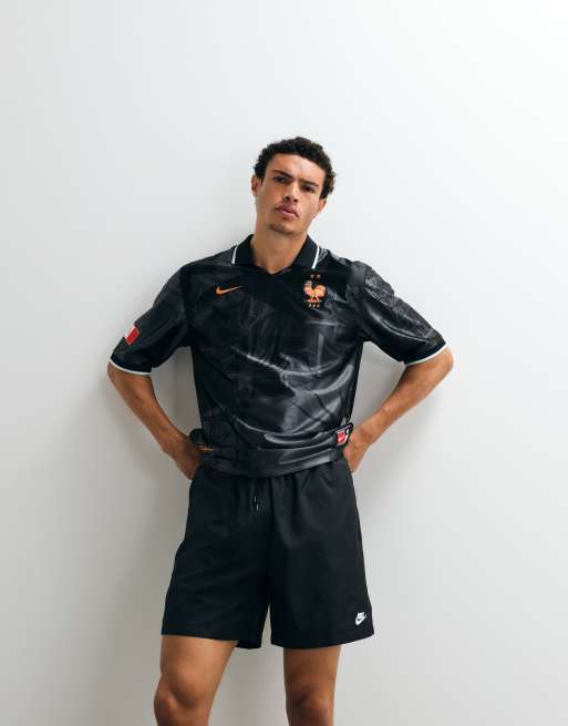 Pantalones cortos negros de punto de Nike Club, 2 de 7