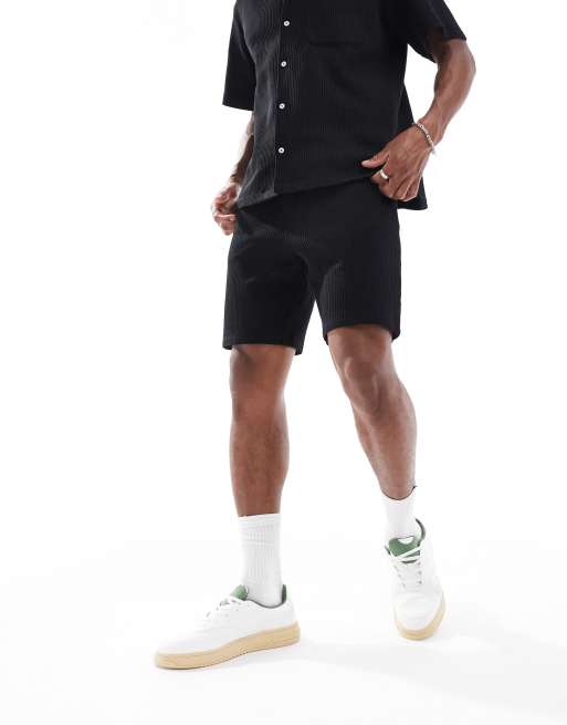 Pantalones cortos negros de tejido gofrado de Selected (parte de un conjunto) , 2 de 5