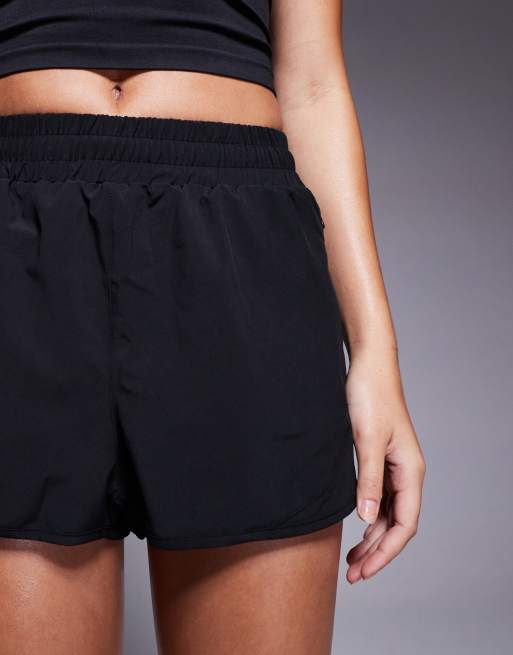  Pantalones cortos negros para correr con bolsillos con cremallera Icon de 4505, 3 de 5
