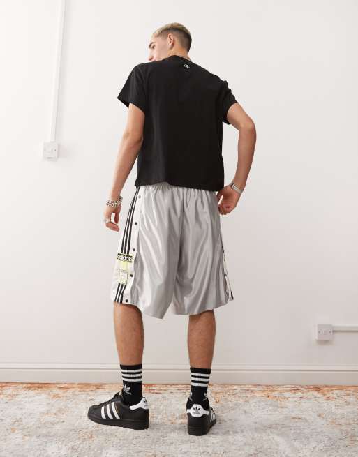 Pantalones cortos plateados Megabreak de adidas Originals ASOS