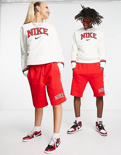 Hombre Pantalones cortos | Pantalones cortos rojo universitario unisex con diseño universitario retro de felpa de Nike - OO30836