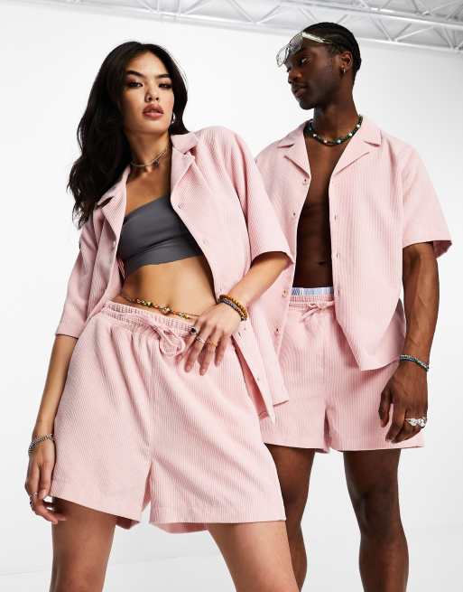 Pantalones cortos rosas unisex de pana de Reclaimed Vintage