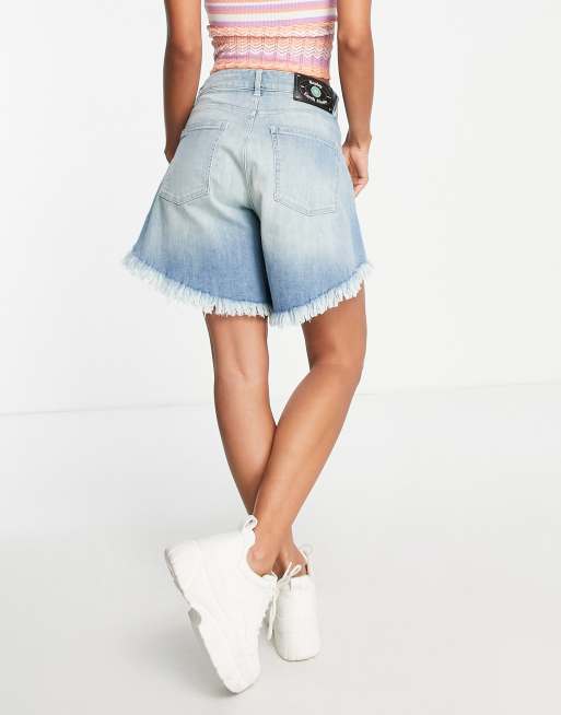 cortos vaqueros claro bajos deshilachados para festivales Tary de Replay ASOS