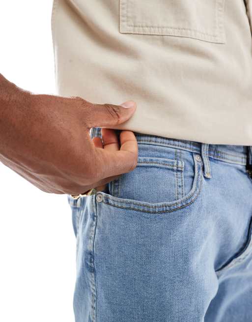 Pantalones cortos vaqueros azul claro con bajos vueltos de JJ Rebel , 3 de 5