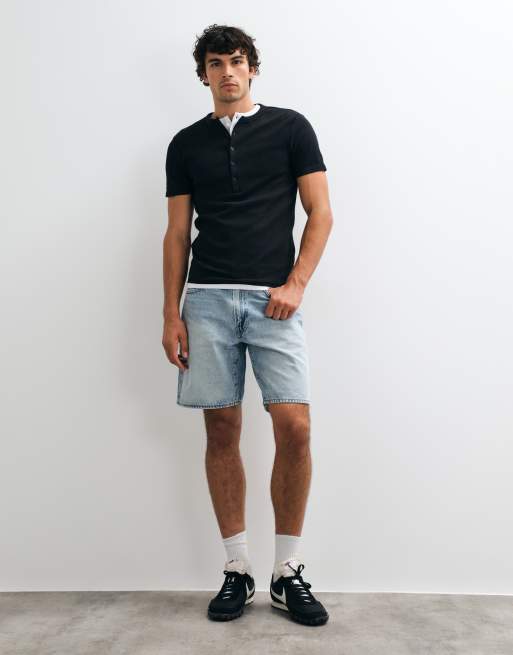 Pantalones cortos vaqueros azul claro de corte suelto 468 de Levi's, 2 de 5