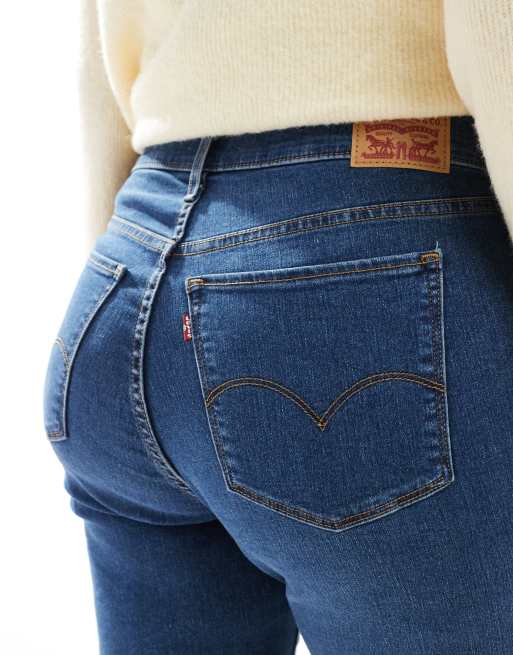 Pantalones cortos vaqueros azul medio de estilo bermudas y talle muy alto de Levi's Plus , 3 de 5