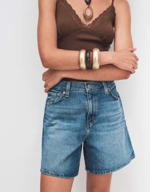Pantalones cortos vaqueros azul medio holgados de talle alto de Levi's, 3 de 7