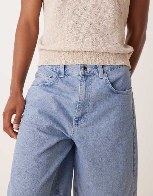 Pantalones cortos vaqueros azules de corte alargado con lavado medio de ASOS DESIGN, 4 de 5