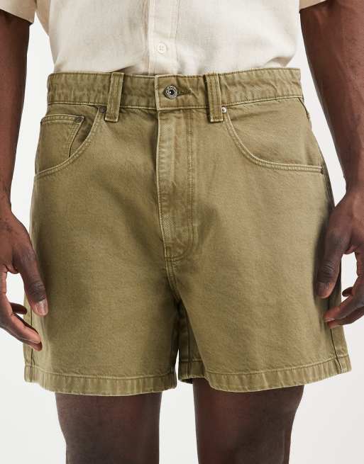 Pantalones cortos vaqueros caquis de corte alargado de ASOS DESIGN, 4 de 5