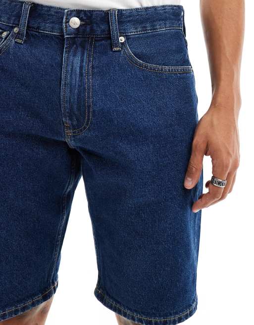 Pantalones cortos vaqueros de corte estándar con lavado oscuro de Calvin Klein Jeans, 5 de 5