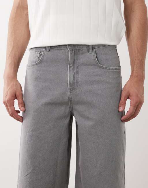 Pantalones cortos vaqueros grises de corte alargado de ASOS DESIGN, 4 de 5