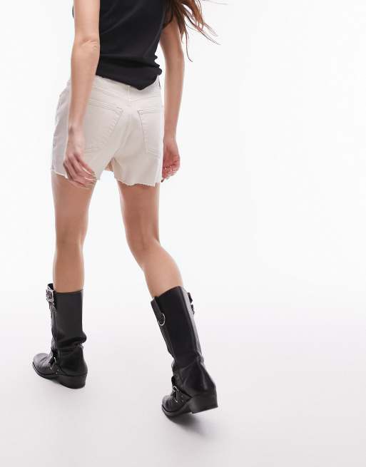 Pantalones cortos vaqueros mom blancos de corte acampanado de Topshop, 3 de 5