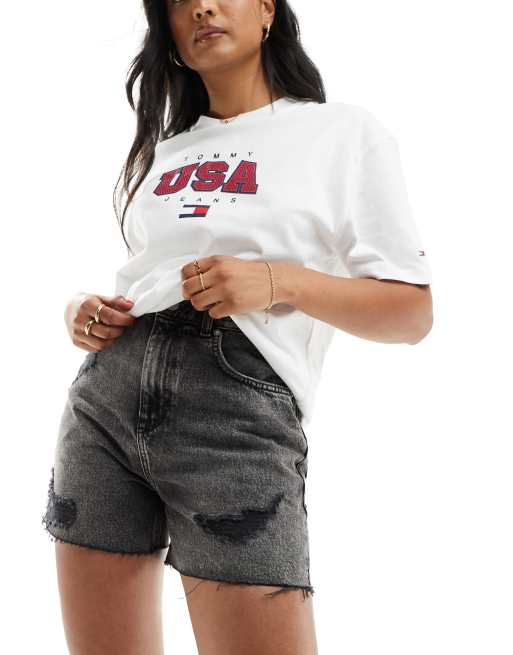 Pantalones cortos vaqueros mom negro lavado de talle muy alto de Tommy Jeans