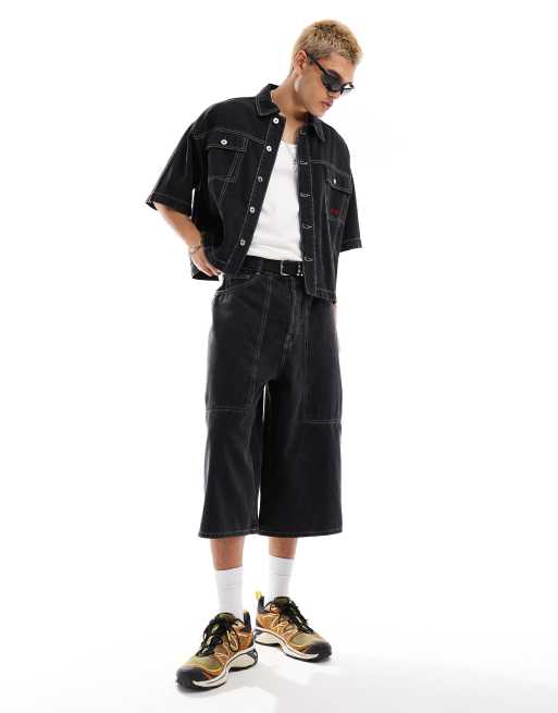 Pantalones cortos vaqueros negro lavado estilo skater con detalle de la marca en contraste de COLLUSION (parte de un conjunto)