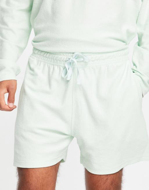 Pantalones cortos verde menta de tejido de rizo de Another Influence (parte de un conjunto)
