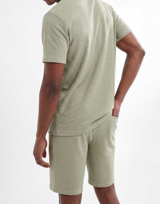 Pantalones cortos verde salvia de tejido gofrado de ONLY & SONS (parte de un conjunto), 5 de 5