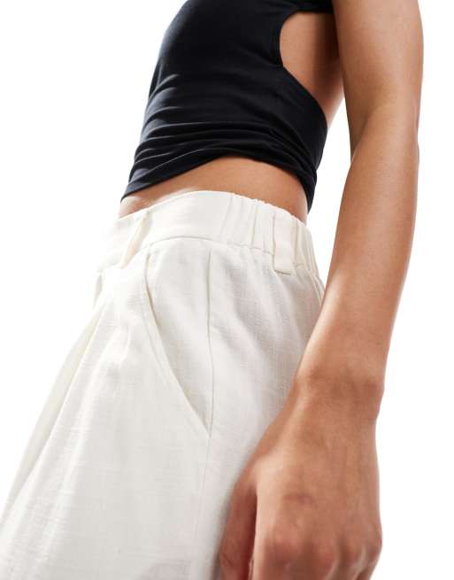 Pantalones dad color crema de pernera ancha de mezcla de lino de ASOS DESIGN , 4 de 5