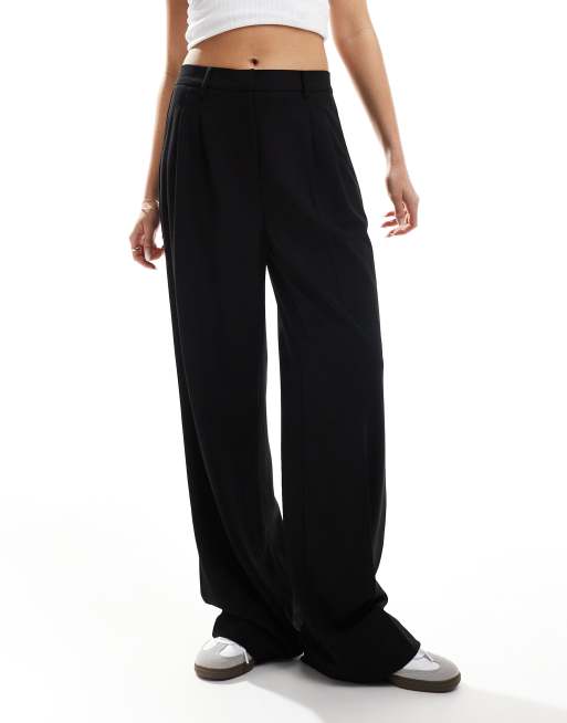 Pantalones dad negros con pinzas delanteras de crepé de Vero Moda
