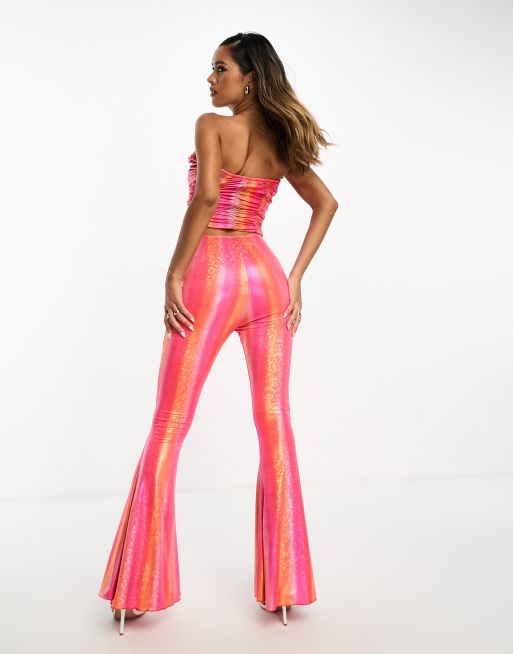 Pantalones de campana color coral degradado con acabado holografico de Annorlunda ASOS