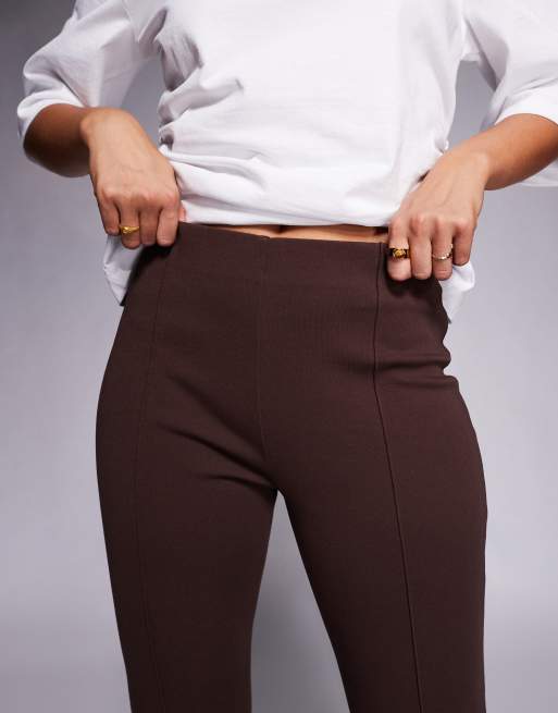 Pantalones de campana marrones de tejido entrelazado de ASOS DESIGN, 4 de 5