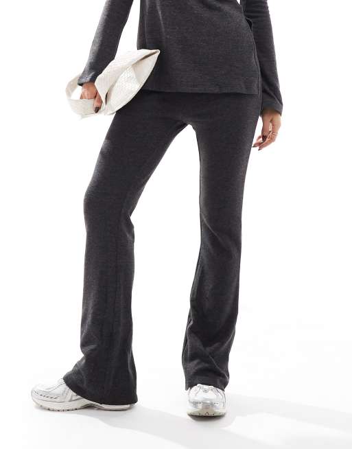 Pantalones de campana negro melange de tejido muy suave Mix & Match de Vero Moda, 2 de 5