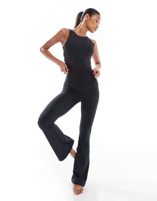 Pantalones de campana negros para yoga All Me de adidas Training