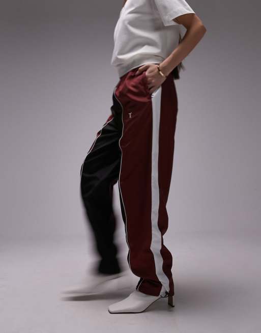 Pantalones de chándal burdeos con bajos ajustados de Topshop (parte de un conjunto)
