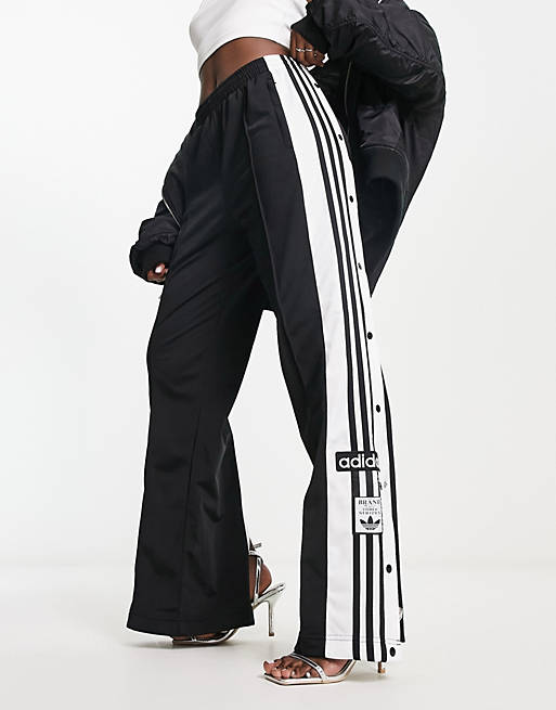 Pantalones de chándal negros con botones de presión los laterales Adibreak de Originals | ASOS