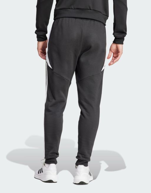 Pantalones de chándal negros Tiro 24 de adidas, 3 de 4
