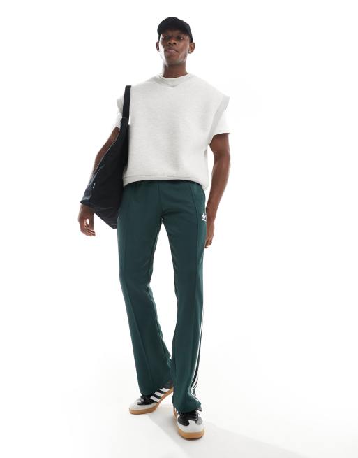 Pantalones de chandal verde mineral de estilo anos 70 de adidas Originals ASOS