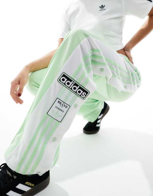 Pantalones de chándal verde pastel Adibreak de adidas Originals ASOS