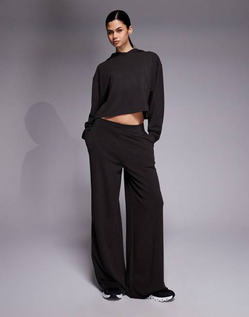 Pantalones de danza marrón moca de pernera ancha con parte delantera lisa de mezcla de modal ultrasuave de 4505, 2 de 5